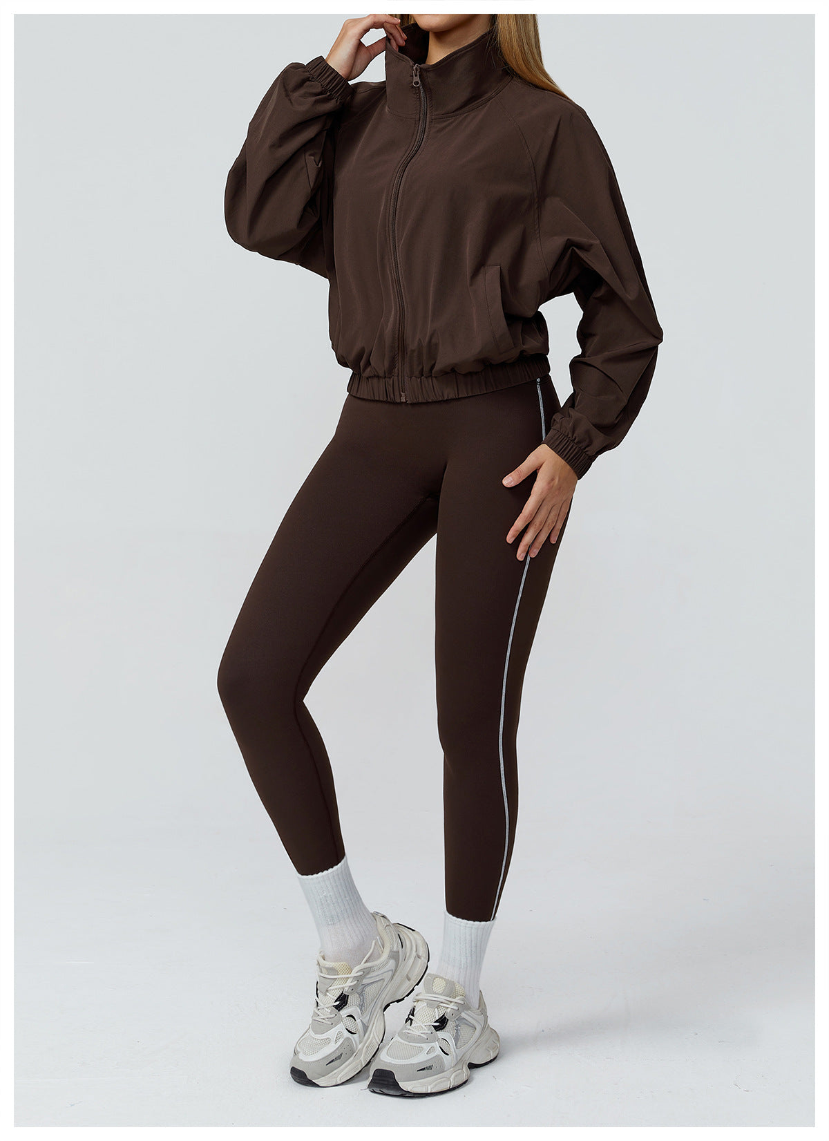 Lightweight Nylon Jacket – Minimal & Sporty Style