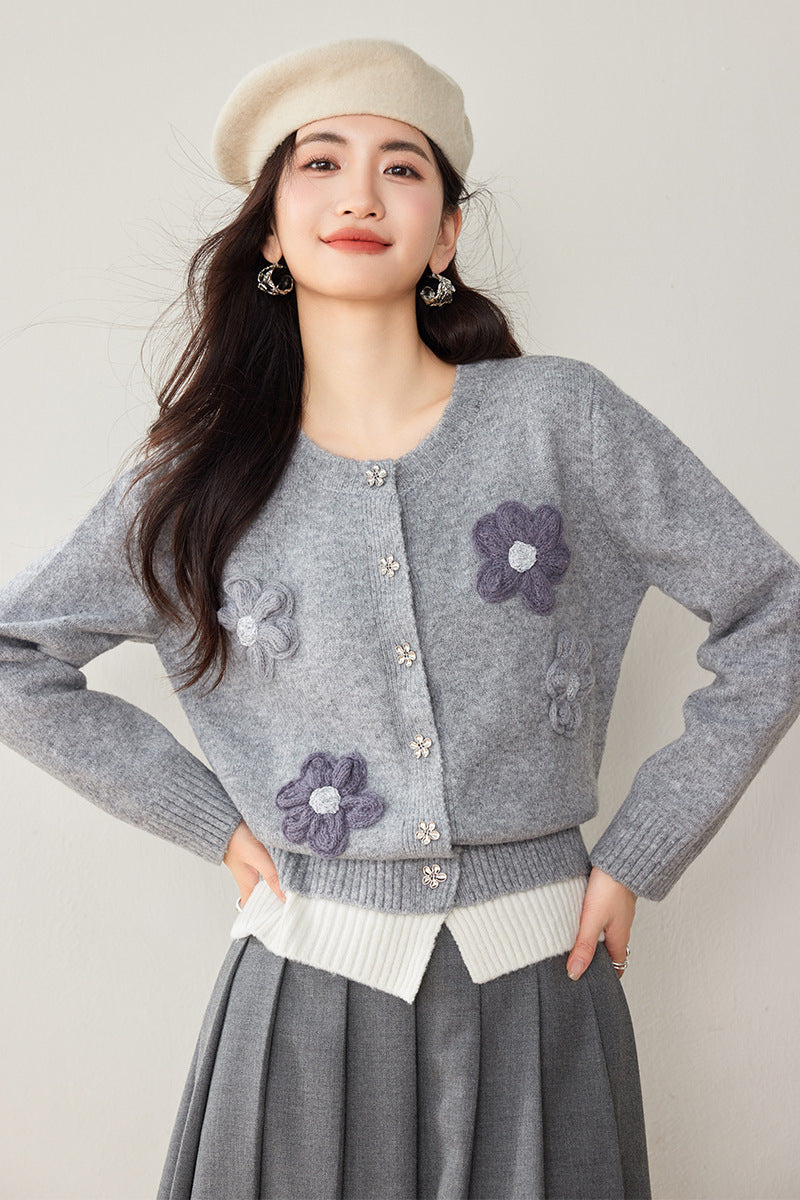 VIOLET CHARM – Gray Floral Knit Cardigan