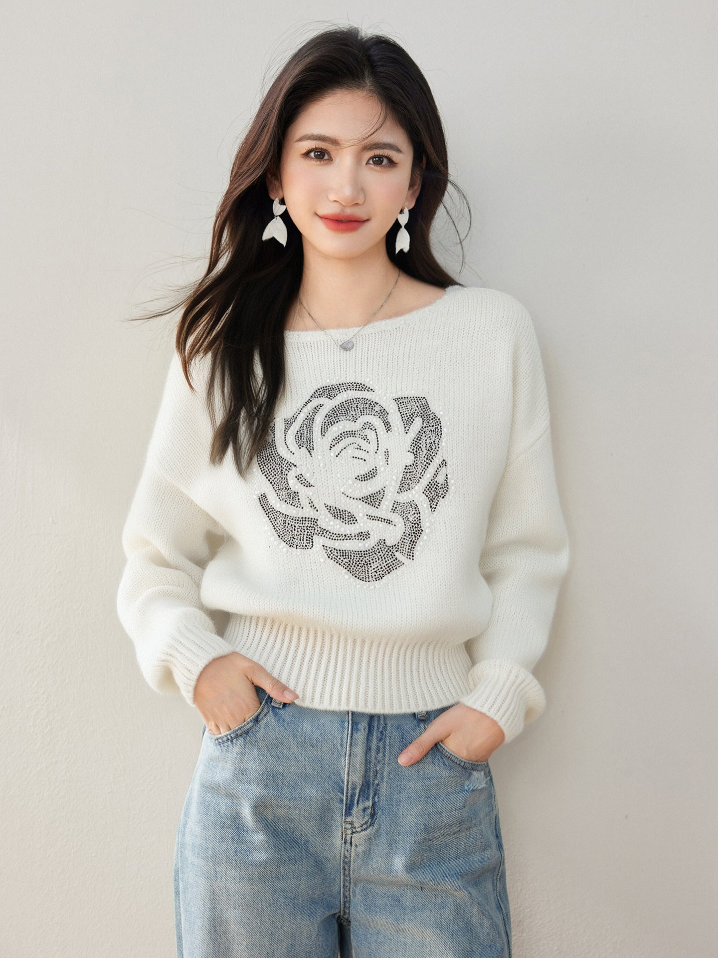 BLOSSOM VISION – White Bamboo Cotton Knit Sweater