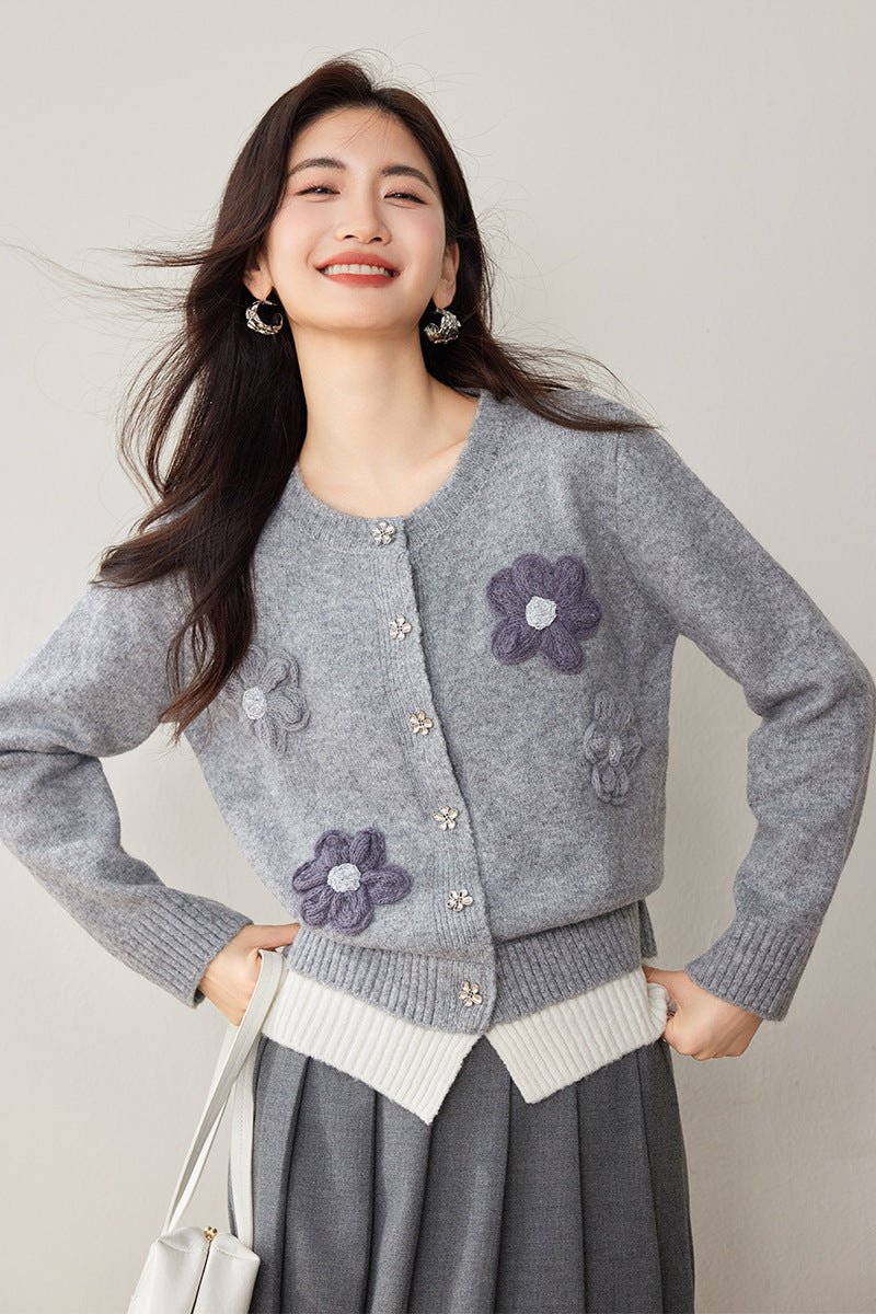 VIOLET CHARM – Gray Floral Knit Cardigan