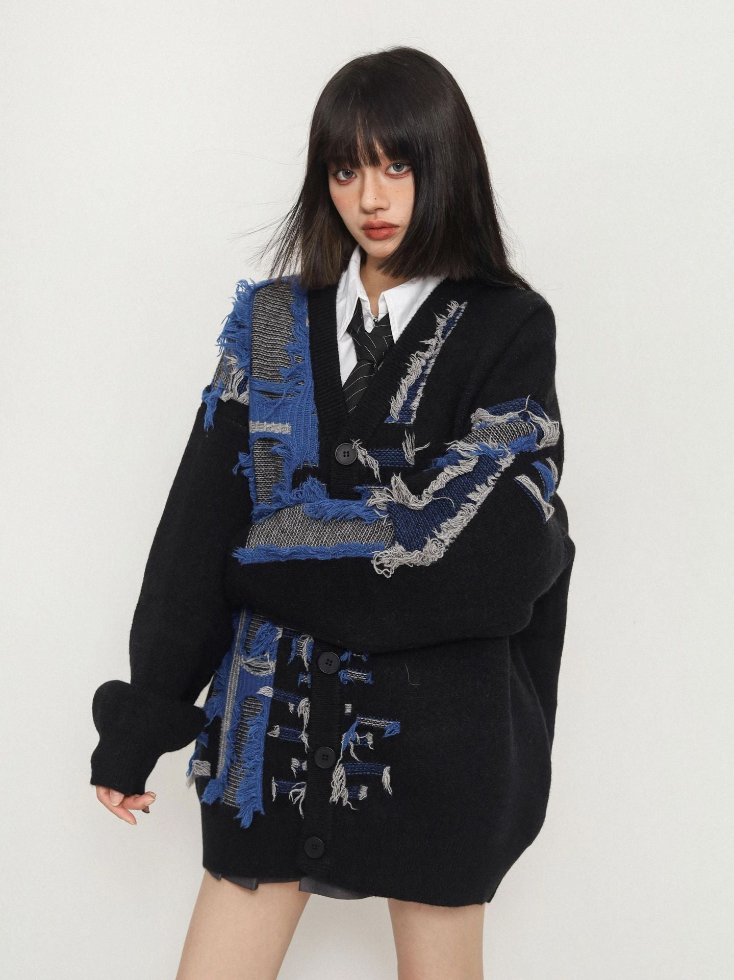 ARTISAN Frayed Detail Cardigan