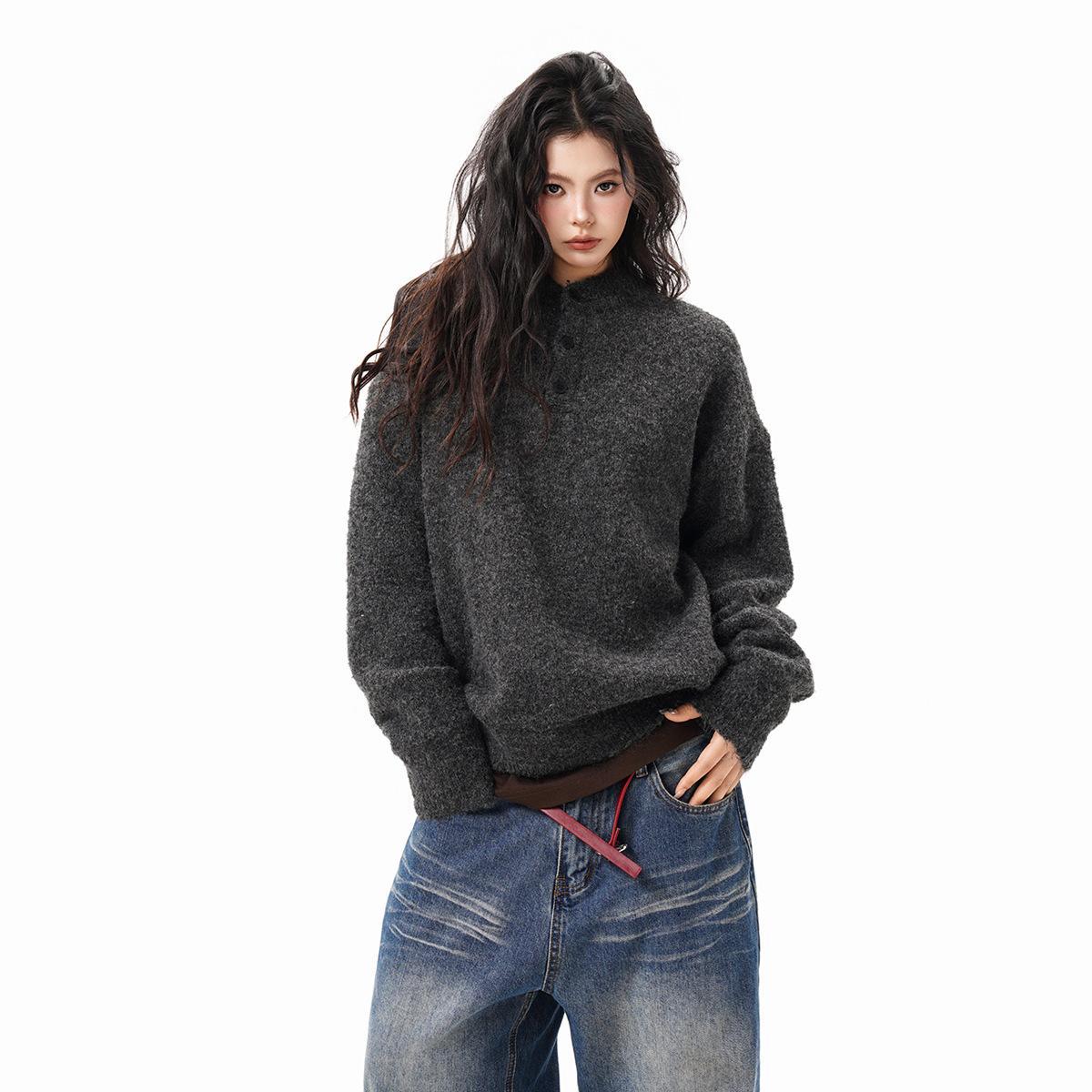 CLOUD Fuzzy Button Pullover