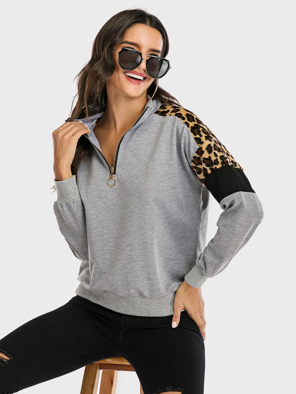 Leopard Print Half-Zip Sweatshirt – Casual & Chic