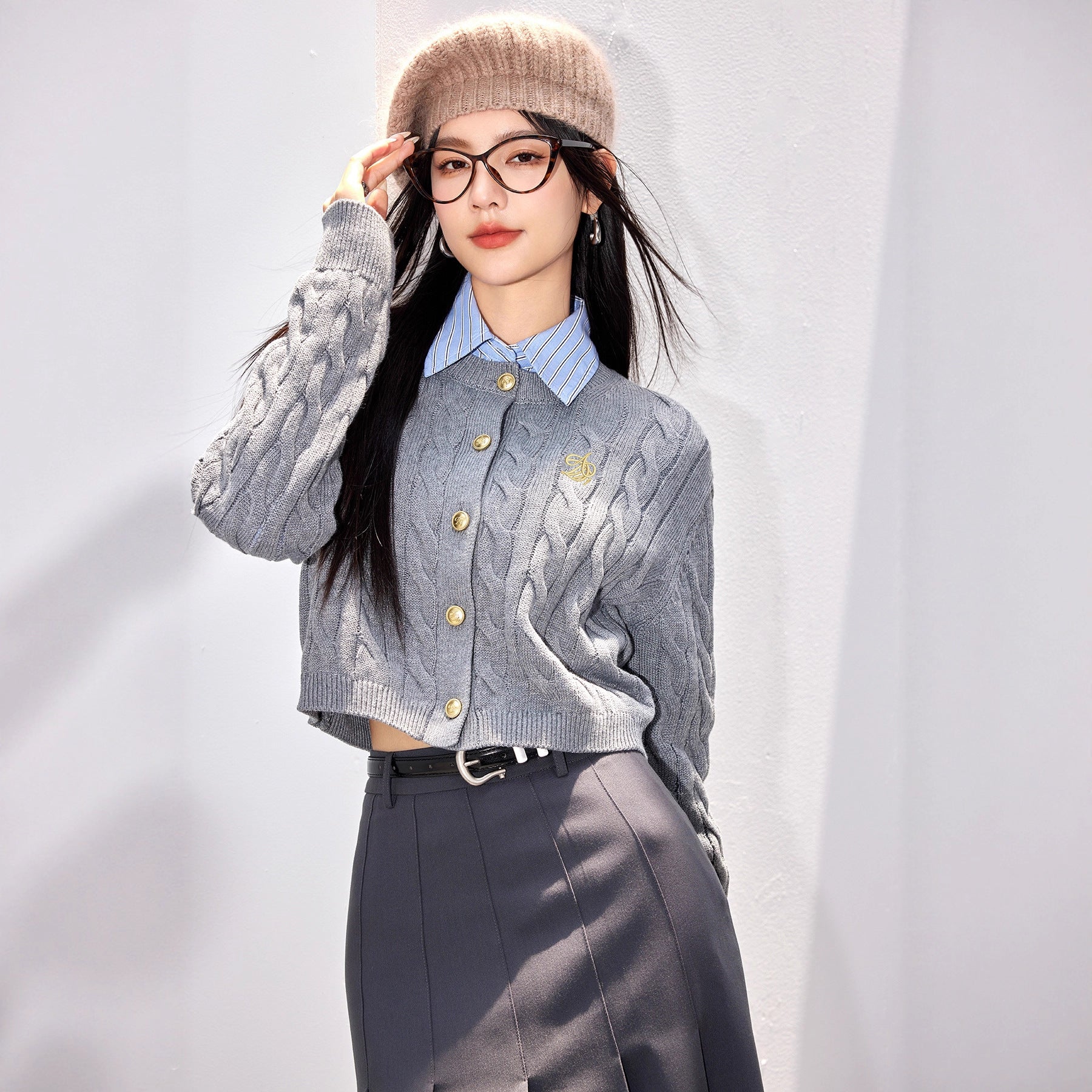 SEOUL Embroidered Polo Cardigan