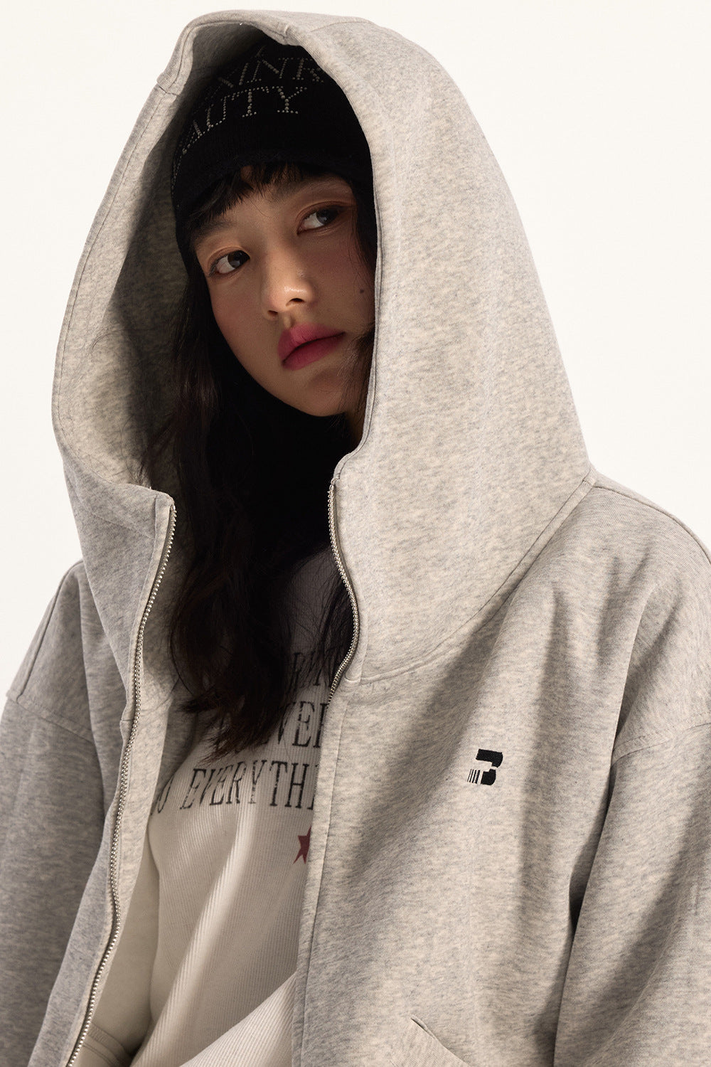 KANIENE CloudZip – Oversized High-Neck Hoodie