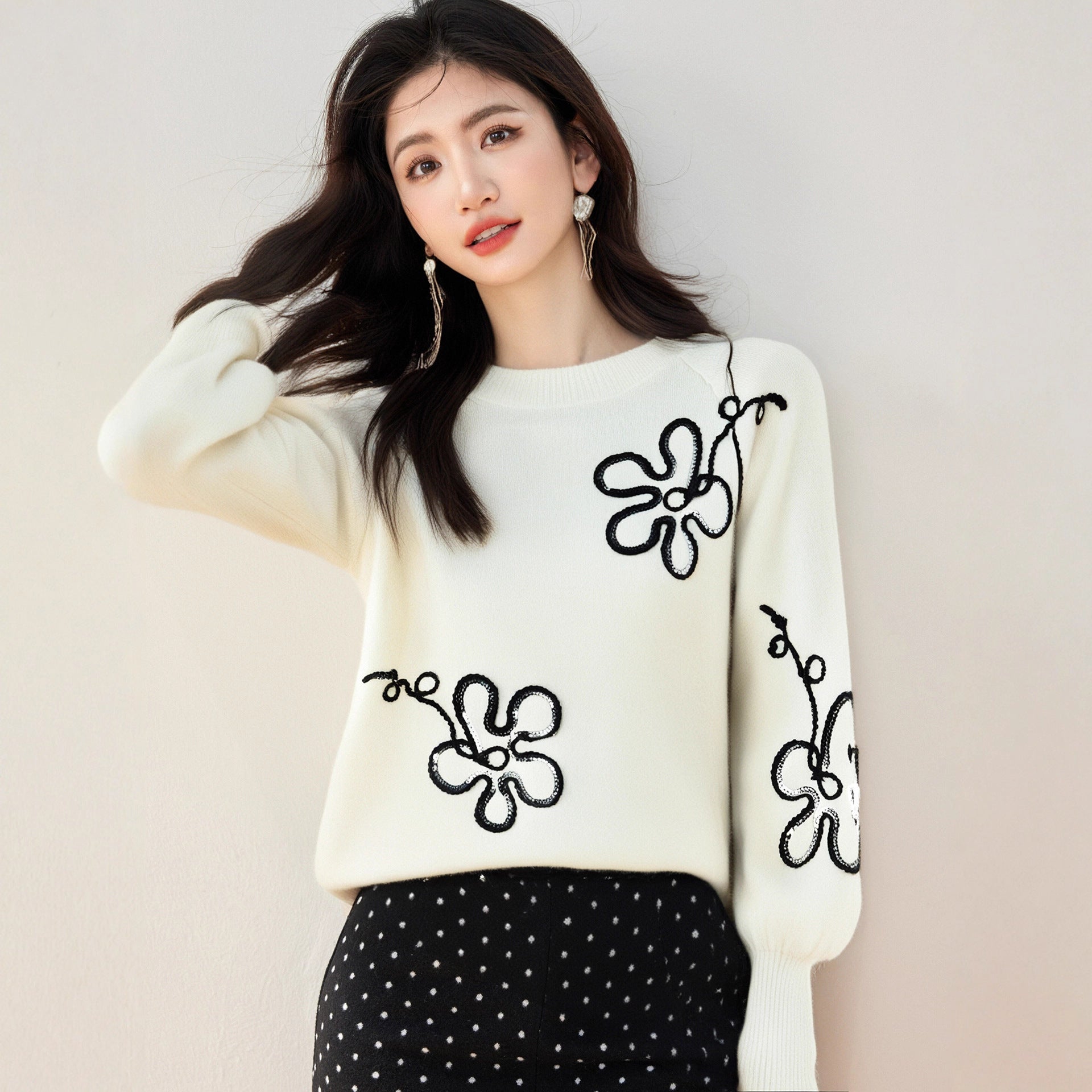 TOKYO BLOOM – Floral Rhinestone Knit Top