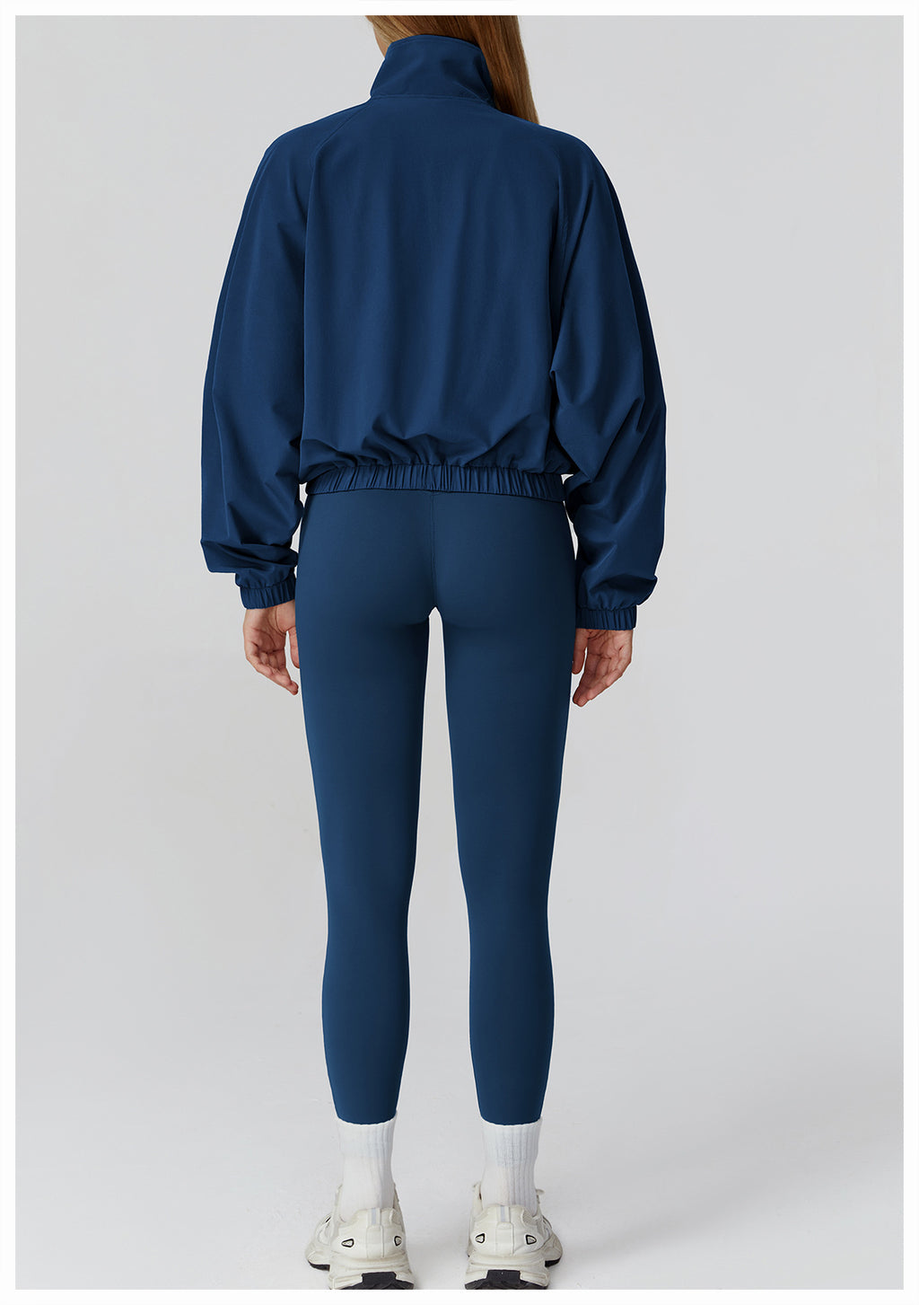 Lightweight Nylon Jacket – Minimal & Sporty Style